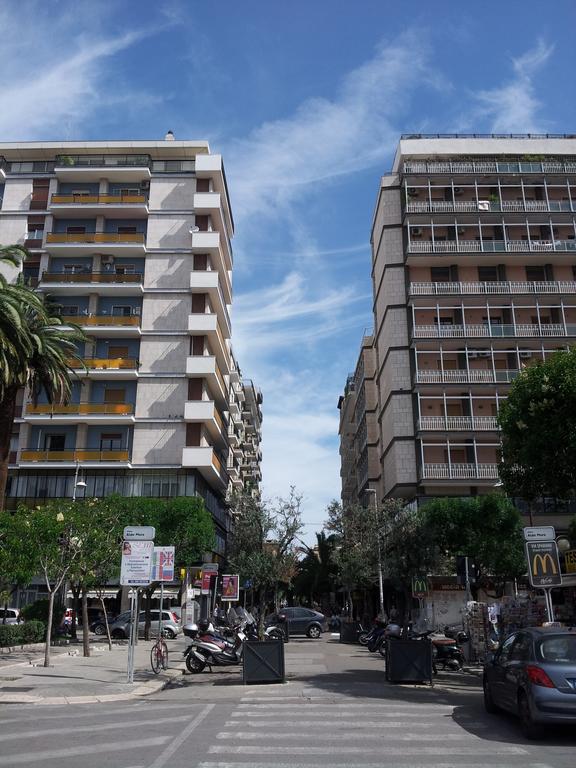 Residenza Piazza Moro Bed and Breakfast Μπάρι Εξωτερικό φωτογραφία