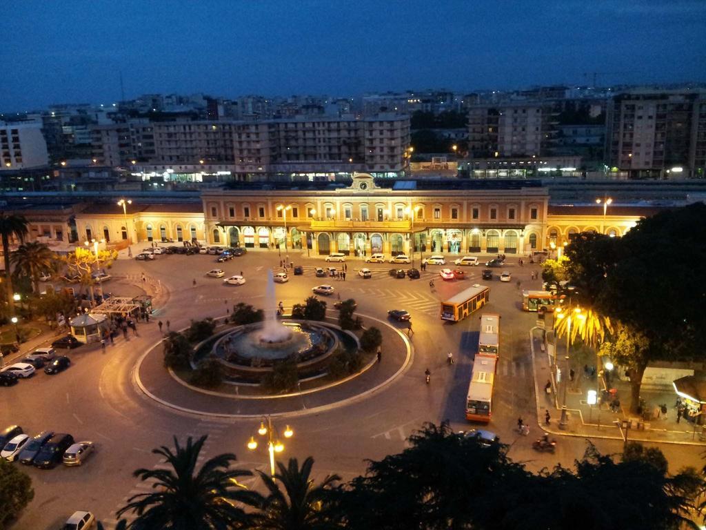 Residenza Piazza Moro Bed and Breakfast Μπάρι Δωμάτιο φωτογραφία